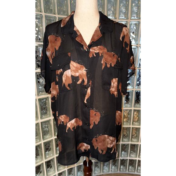 Ariat sheer Badland Buffalo Print Short Sleeve Button-Down Shirt - sz XL - OA - Picture 1 of 9